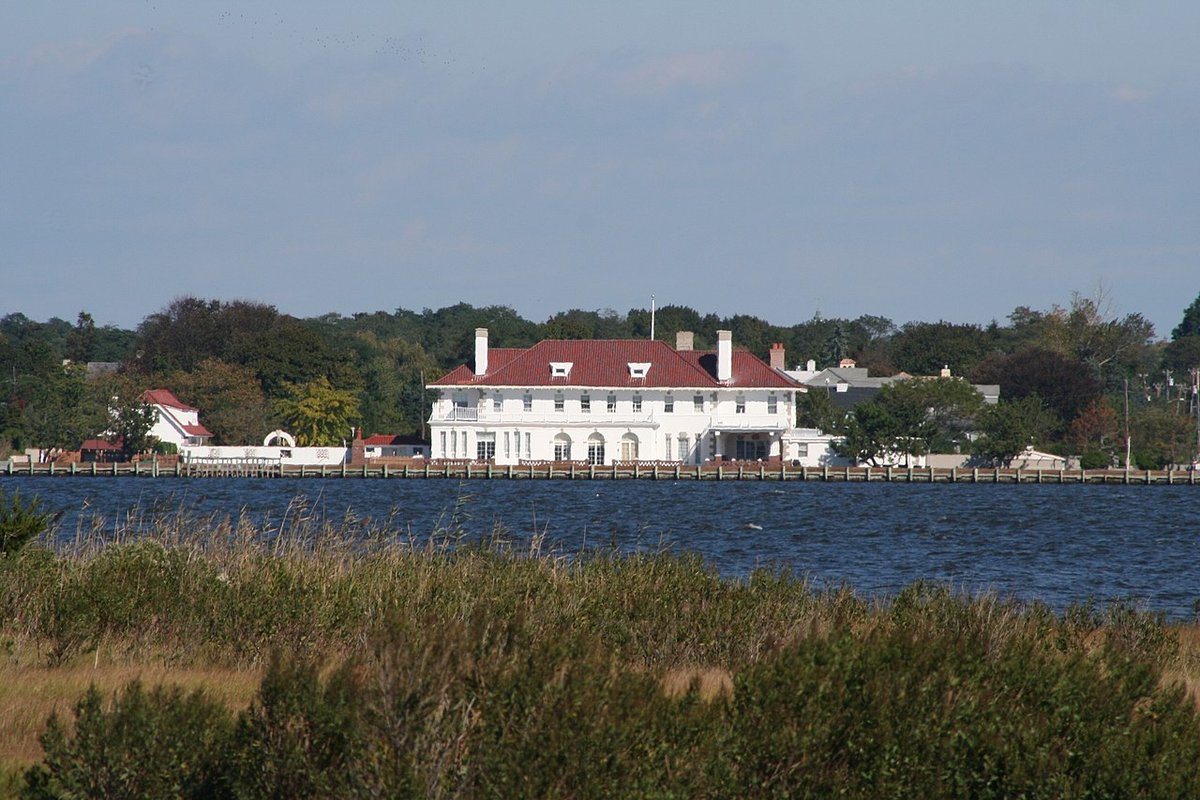 West Islip, NY - Suffolk County (kondado sa Tinipong Bansa, New York) - Wikipedia